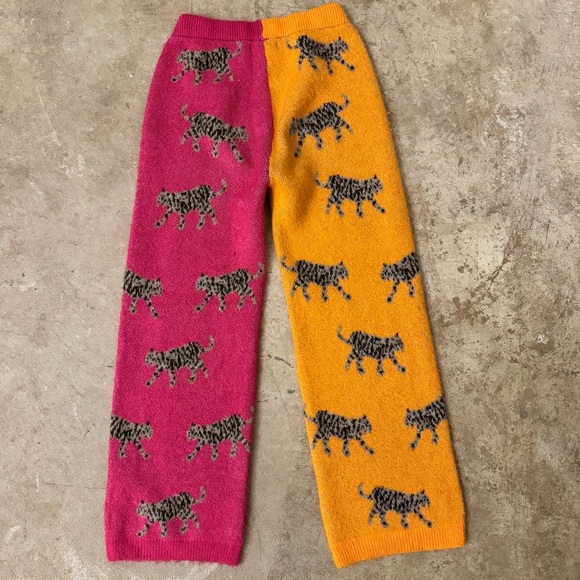 Talulah Tiger Color-block Pink and Orange Cardigan and Pants Knit Set - size M - Picture 7 of 9